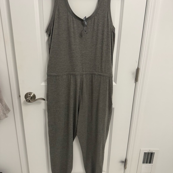 Vuori Pants - Vuori Heather Gray Sleeveless Jumpsuit